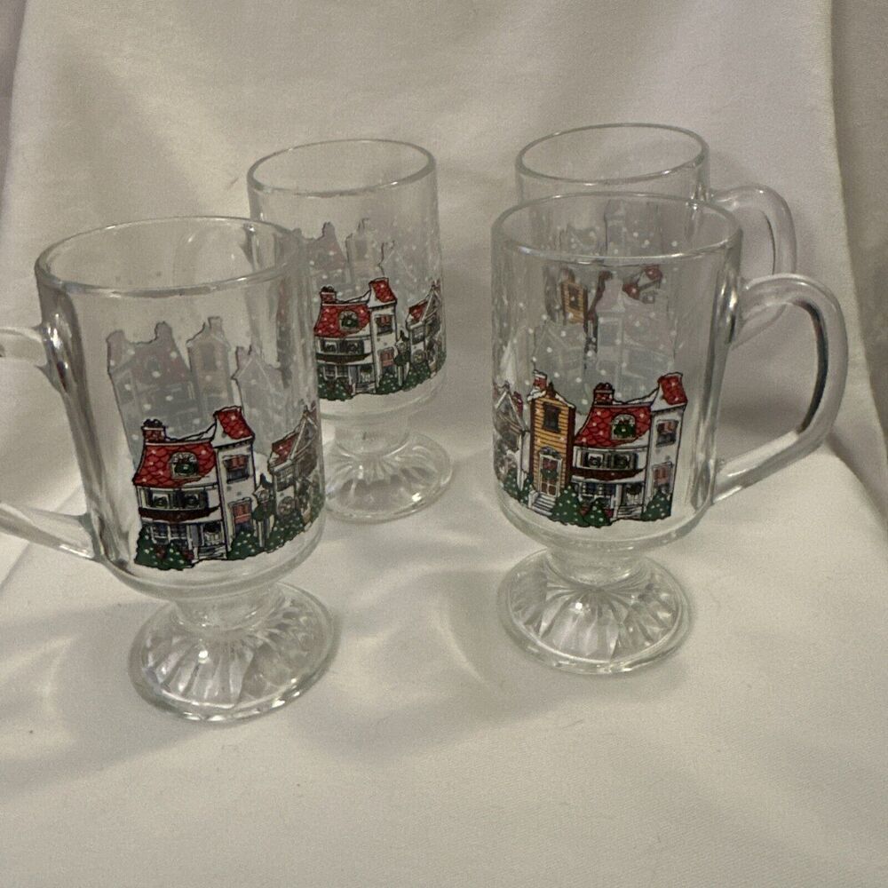 Vintage Luminarc Christmas Holiday Village Pedestal 10 Ounce Glass Set Of 4 Mugs